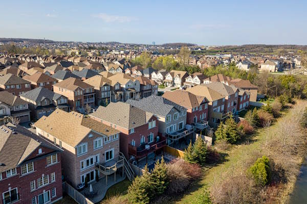 Top Real Estate Trends in Vaughan, Nobleton, and King City for 2024